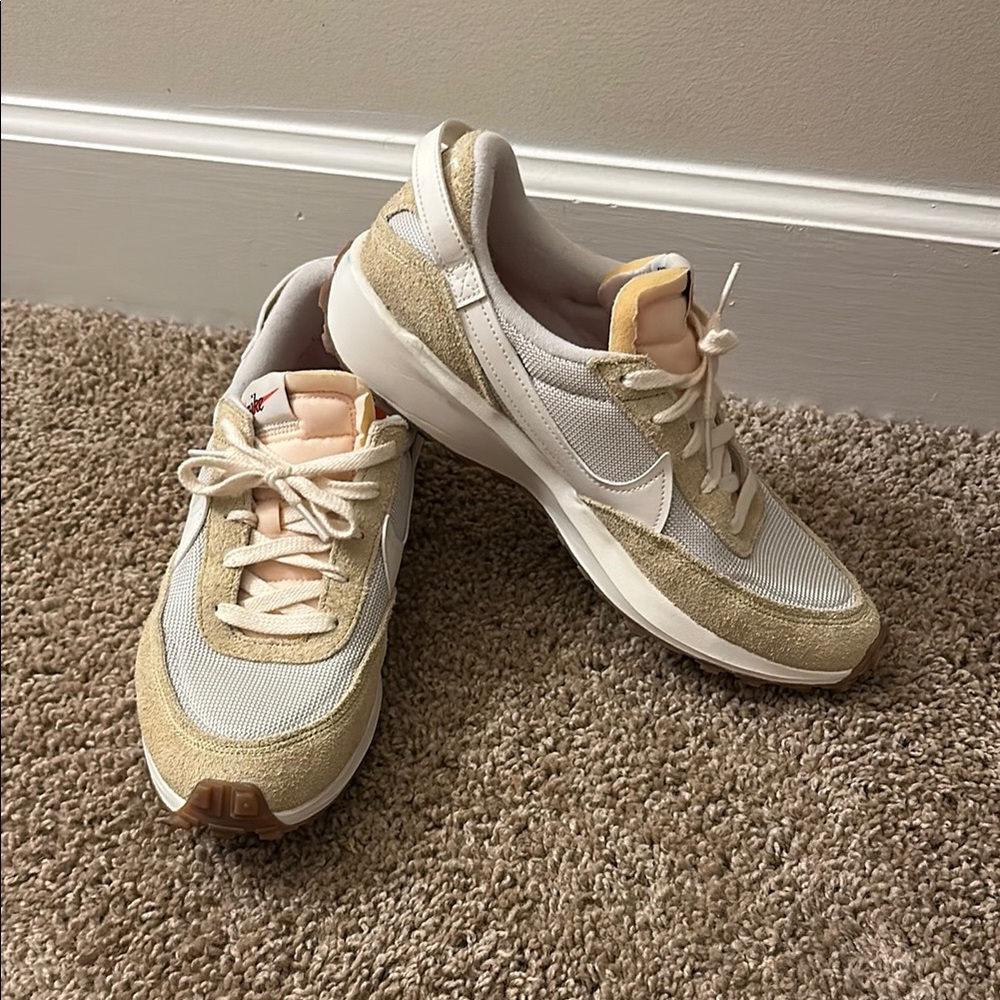 Nike Debut Waffle Vintage